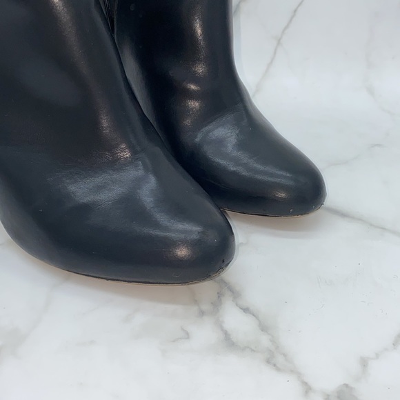 ALDO black leather block heels ankle booties - Picture 4 of 6